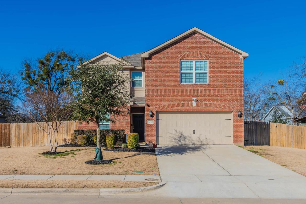 Luxury 5Br Dallas Retreat With Business Amenities - Perfect For Business Travelers, Families & Groups Экстерьер фото
