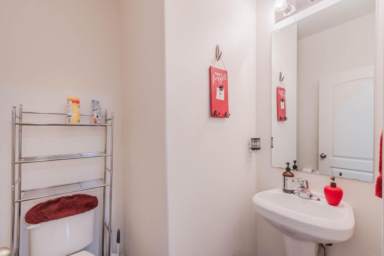 Luxury 5Br Dallas Retreat With Business Amenities - Perfect For Business Travelers, Families & Groups Экстерьер фото